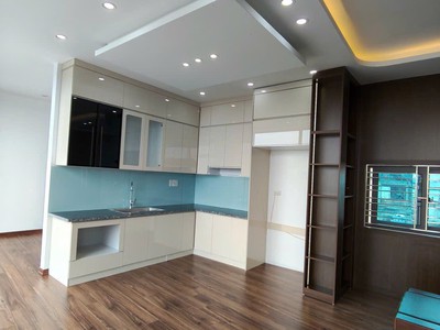 Bán căn góc mặt đường Lê Thanh Nghị, TP Hải Dương, 84.3m2, 5 tầng, KD buôn bán, giá tốt 5