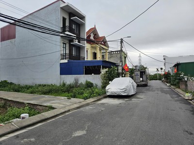 Bán lô đất sau 1 nhà mặt đường nhựa ngõ Cát Vũ, Tràng Cát, 51,5m2 giá chỉ 1.38 tỷ 0