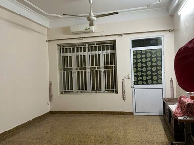 Bán nhà phân lô hồ đền lừ 5 tầng dân xây ô tô tránh vào nhà hoàng mai 2