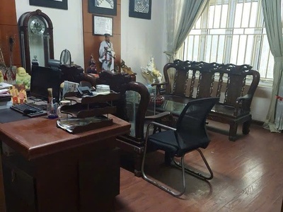 Bán nhà phân lô hồ đền lừ 5 tầng dân xây ô tô tránh vào nhà hoàng mai 4