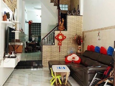 Siêu phẩm cho Gia Đình - Ngã 6 Lý Thái Tổ - 40m2, 5PN, cứng cáp, sát mặt tiền - giá tốt. 1