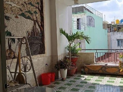 Siêu phẩm cho Gia Đình - Ngã 6 Lý Thái Tổ - 40m2, 5PN, cứng cáp, sát mặt tiền - giá tốt. 3