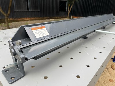 Máy bẻ tôn thủ công 2