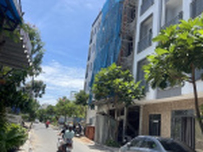 Đất vàng mỹ khê 8 4