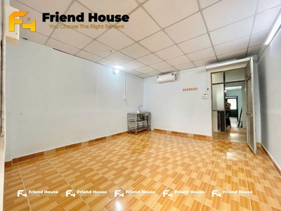 Studio rộng 30m    có ban công riêng   thoáng mát cực kỳ 2