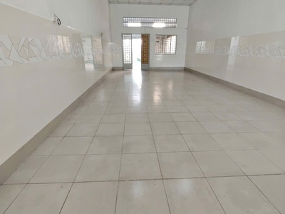 128. cho thuê nhà 12 triệu mặt tiền đường võ văn kiệt 0