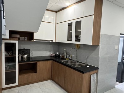 Để lại căn nhà 2 tầng kinh doanh mặt tiền đường nguyễn tất thành đối diện kđt an bình tân p.tây nha 3