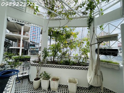 Lê văn sỹ- p12 - 3.6x10- 5 tầng - 6 pn 7wc - xe hơi tới nhà - 2 sân thượng - kinh doanh tốt - vị 4