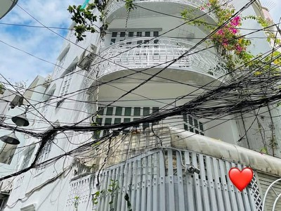 Lê văn sỹ- p12 - 3.6x10- 5 tầng - 6 pn 7wc - xe hơi tới nhà - 2 sân thượng - kinh doanh tốt - vị 1