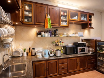 Bán gấp nhà hẻm 256 phan huy ích ngang 6m 198m2 4 lầu gần emart, ga metro nhỉnh 20 tỷ. 4