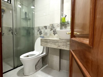 Bán nhà đường 160, tăng nhơn phú a, q9, thủ đức, tp hcm. dt 105m2, 3 tầng, 8pn. giá 7.55 tỷ, 4