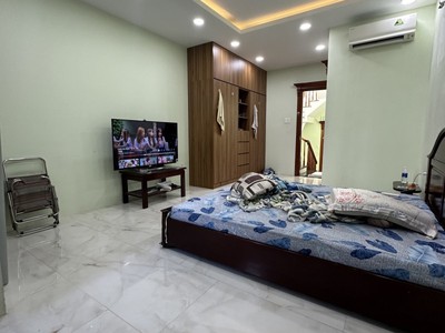 Bán nhà đường 160, tăng nhơn phú a, q9, thủ đức, tp hcm. dt 105m2, 3 tầng, 8pn. giá 7.55 tỷ, 3