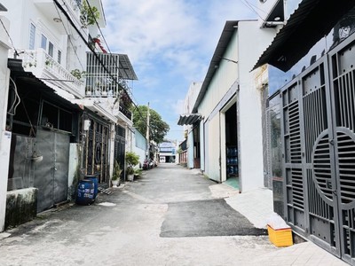 Nhà 4 tầng đẹp   hẻm xe hơi   gần mặt tiền lê văn khương quận 12  chỉ 5.950 tỷ. 4