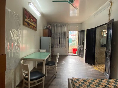 Cho thuê nhà ngõ phố huế 25m2 x 3 tầng, 2 ngủ, 2 vệ sinh, 8 triệu 2