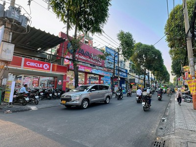 Bán nhà 2 mt lê văn thọ - ngay cv làng hoa, 4x24m, sổ a4,  3 tầng, 4pn, 14,9 tỷ. 0