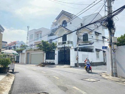 Bán biệt thự góc 2 mặt tiền   thạnh mỹ lợi, quận 2  tp. thủ đức -tp hcm 0