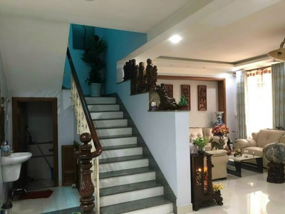 Bán gấp biệt thự  10x20  góc 2 mặt tiền   kdc phú nhuận   q.12 3