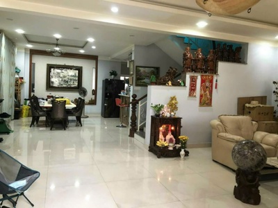 Bán gấp biệt thự  10x20  góc 2 mặt tiền   kdc phú nhuận   q.12 1