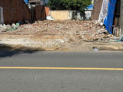 Đất  11x30  mặt tiền nguyễn thị nuôi, hóc môn   đã tách 2 sổ   13 tỷ 2