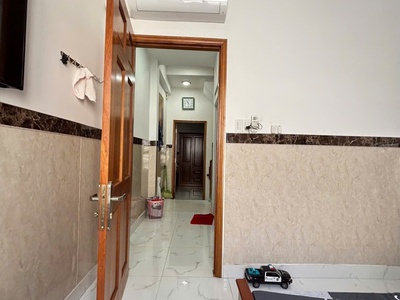 Bình thạnh - lê trực - nhà chính chủ - 5 tầng đúc thật - hoàn công đủ - 4pn lớn - thiện chí bán 7.5 4