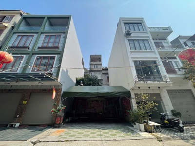 Bán đất lô 16 lê hồng phong - 84m - ngang 7m - đường 12m - giá 9.9 tỉ 0