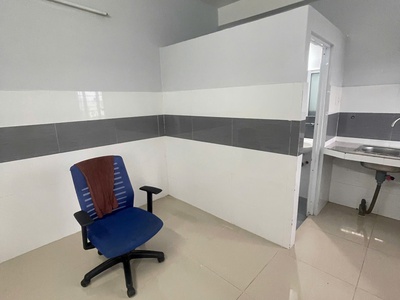 Phòng cho thuê có ban công, có máy lạnh   gần đại học luật  đi bộ 5 phút 1