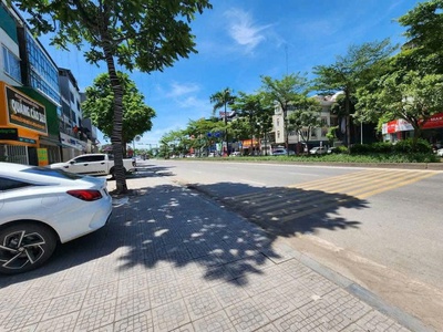 Mặt phố quang trung    phân lô   vỉa hè rộng   thang máy   siêu kinh doanh  2