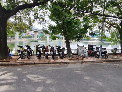 Đẳng cấp mặt hồ hoàng cầu   mai anh tuấn lô góc 200m vỉa hè rộng kinh doanh sầm uất  120 tỷ   lh 0