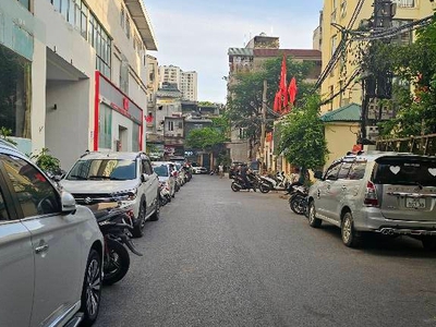 Bán nhà lạc trung 5 tầng thang máy long lanh ô tô tránh kinh doanh hai bà trưng 0