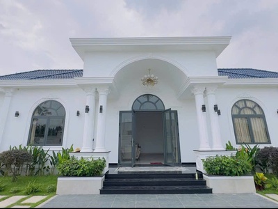 Villa sport club đẳng cấp nghỉ dưỡng cao cấp khuôn viên ao cá koi và sân Pickleball 2