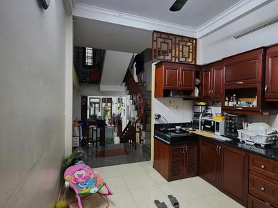 Hiếm nhà đẹp 5 tầng mặt phố Hoàng Công, 50m2, mặt tiền rộng 3.4m, vị trí đẹp, kinh doanh, giá 20.8 1