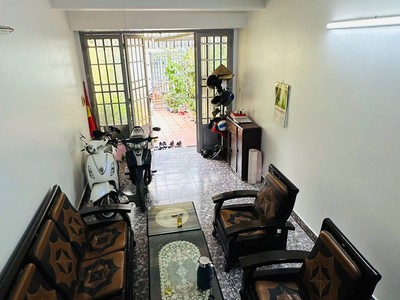 Nhà 3 tầng sân vườn rộng rãi, trung tâm Kiến An, vài bước ra đường Trần Thành Ngọ 7