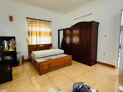 Nhà 3 tầng sân vườn rộng rãi, trung tâm Kiến An, vài bước ra đường Trần Thành Ngọ 8