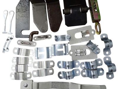 Vai trò của bộ khóa cửa sau trong hệ thống xe tải 2