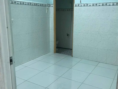 Cho thuê nhà đường số 9,P. Linh Trung  gần Hoàng Diệu 2 - Dt 120m2 có 3pn3wc Giá 9tr/tháng. 7