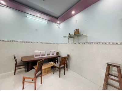 Cho thuê nhà đường số 9,P. Linh Trung  gần Hoàng Diệu 2 - Dt 120m2 có 3pn3wc Giá 9tr/tháng. 11