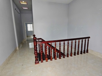 132. nhà 5,5 triệu 3 phòng ngủ gần cầu bà bộ 4