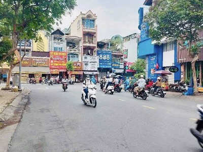 Bán nhà mặt tiền gần ngã tư tân sơn nhì  96m giá chỉ 13 tl 3