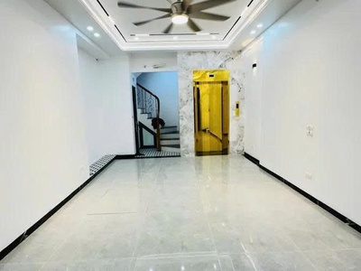 Nhà đẹp trung tâm đống đa   thang máy   ngõ thông   phố tôn đức thắng 0