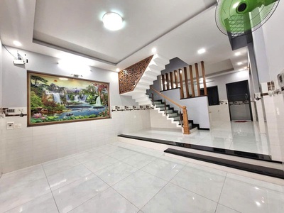 Bán nhà linh đông 112m2 chỉ 60tr/m2 hẻm xe hơi sổ hoàn công chuẩn 7.5 tỷ 1