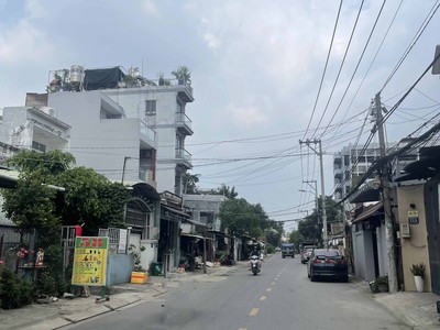 Bán nhà linh đông 112m2 chỉ 60tr/m2 hẻm xe hơi sổ hoàn công chuẩn 7.5 tỷ 0