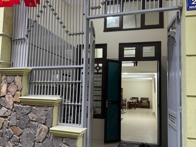 Cho thuê nhà riêng ngõ 512 hoàng hoa thám 62m    2 tầng 8.5 triệu vào ngay 0