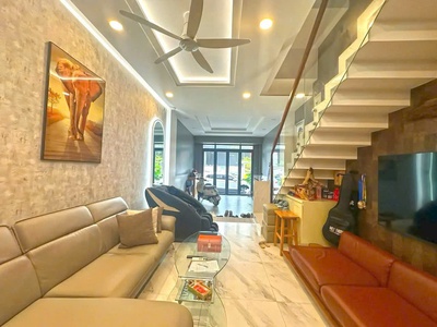 Nhà phố đẹp - mặt tiền đường số, liền kề phú mỹ hưng, quận 7 - giá chỉ 13,2 tỷ 2