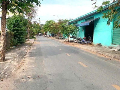 Xưởng 2 mặt tiền xuân thới thượng 04, hóc môn - 303m  thổ cư   hướng đông 2