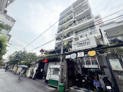 Bán nhà 4 tầng hxh vip đ.lê văn sỹ, p.13, q3 - dt siêu đẹp 4,1m 28,4m   liên hệ giang giang: 3