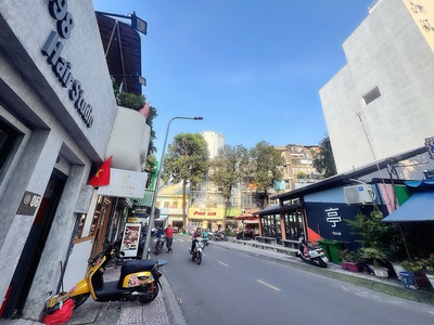 Bán nhà mặt tiền kd đ.cao bá nhạ, nguyễn cư trinh, quận 1  liên hệ giang giang: 093.86.76.685 4