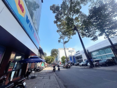 Bán nhà mặt tiền kd đ.cao thắng, quận 3 - 70m2 - hdt mặt bằng 30tr/th - chủ 1 đời xưa  liên hệ 1