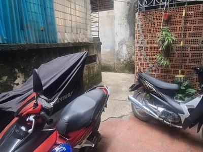 Bán nhà phố lĩnh nam, gần phố, gần chợ, gần trường đại học dt31m 4