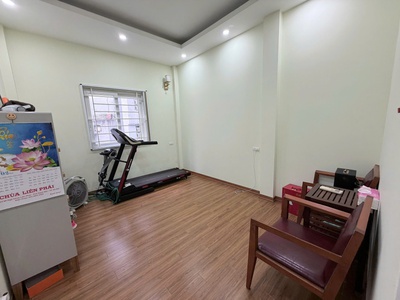 Bán nhà 5 tầng căn góc 2 thoáng tại phố đông tác, đống đa, hà nội 4