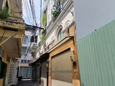 Bán nhà 3 tầng hẻm xe hơi hoàng hoa thám   gần chợ cây quéo   ngang 8m   nhỉnh 10 tỷ 0